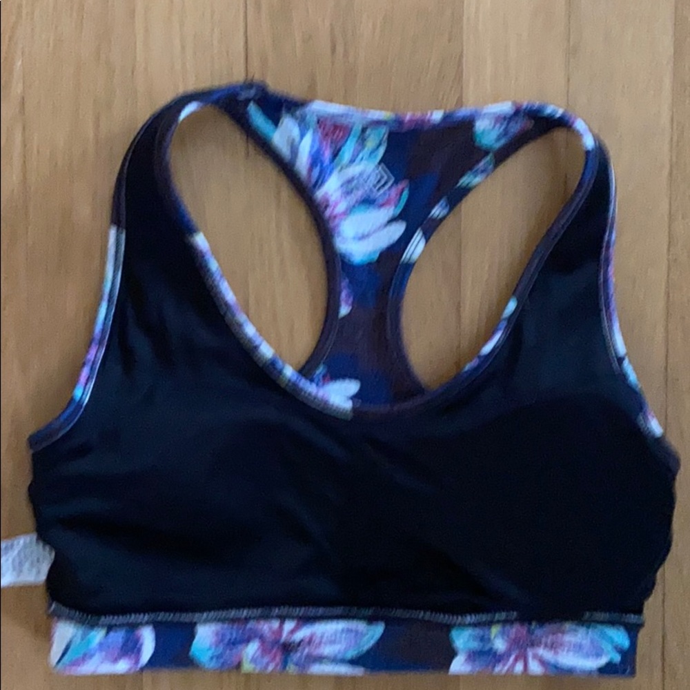 Zelos Sports Bra Like New - Picture 5 of 7